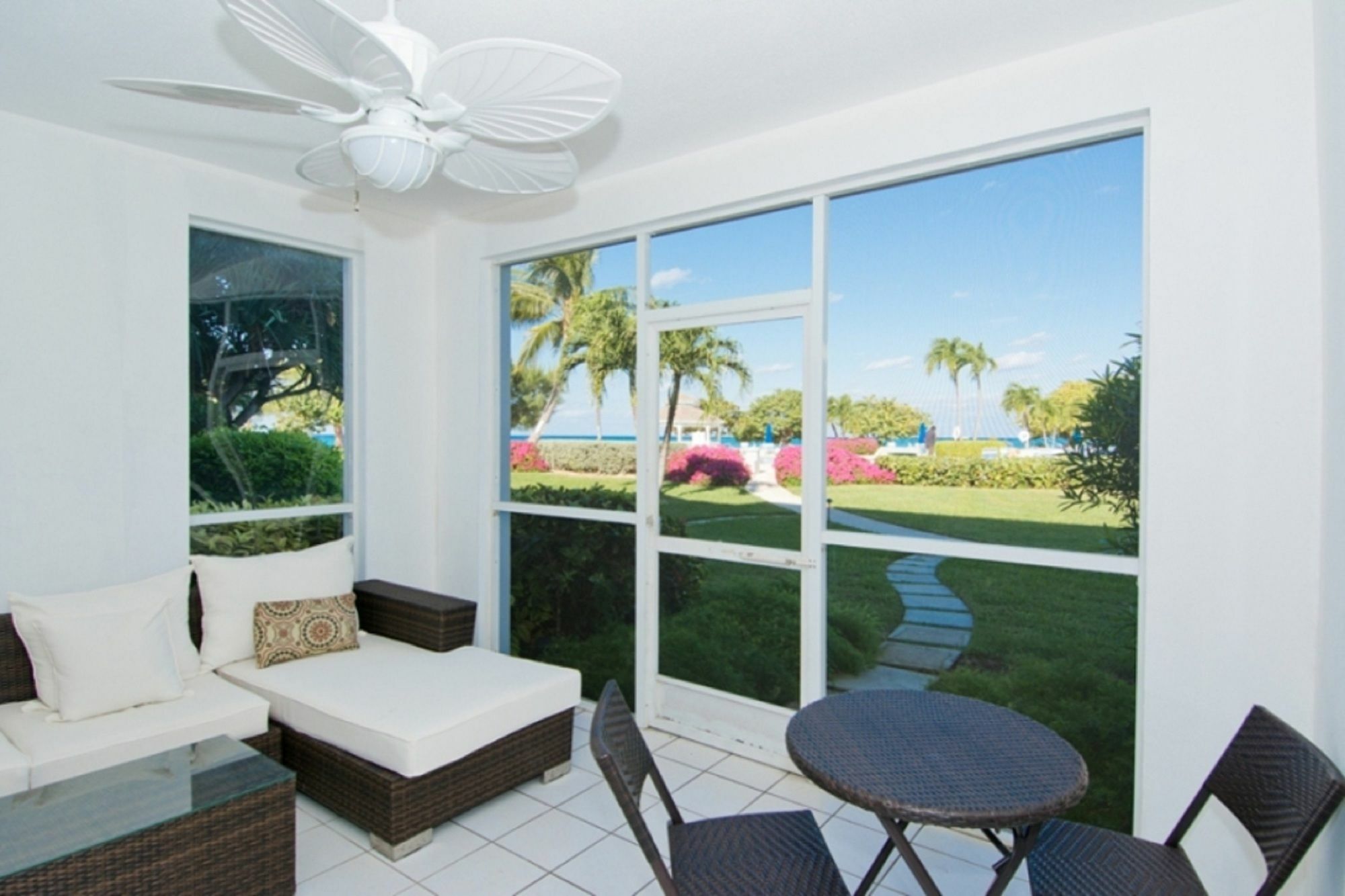 Grandview Condominiums George Town Extérieur photo